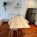 A Estrenar ,con Vistas Al Mar Y Aparcamiento Gratis En El Casco Viejo-centro-zona Portuaria * Vigo