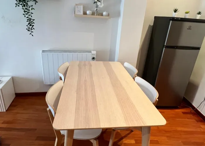 A Estrenar ,con Vistas Al Mar Y Aparcamiento Gratis En El Casco Viejo-centro-zona Portuaria * Vigo